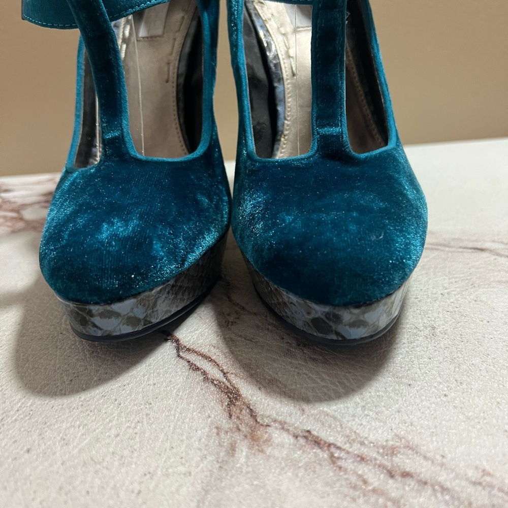 RACHEL ROY MARY JANE WOMEN'S BLUE T-STRAP PLATFORM PUMPS SIZE 6. - Picture 3 of 8